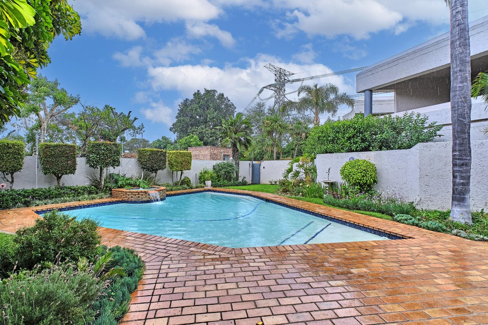 2 Bedroom Apartment for Sale - Gauteng