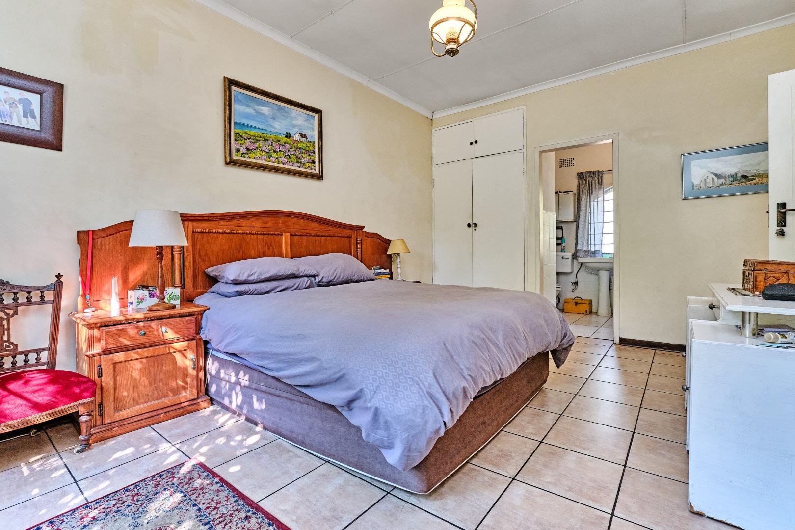 753105_Main_Bed2.jpg