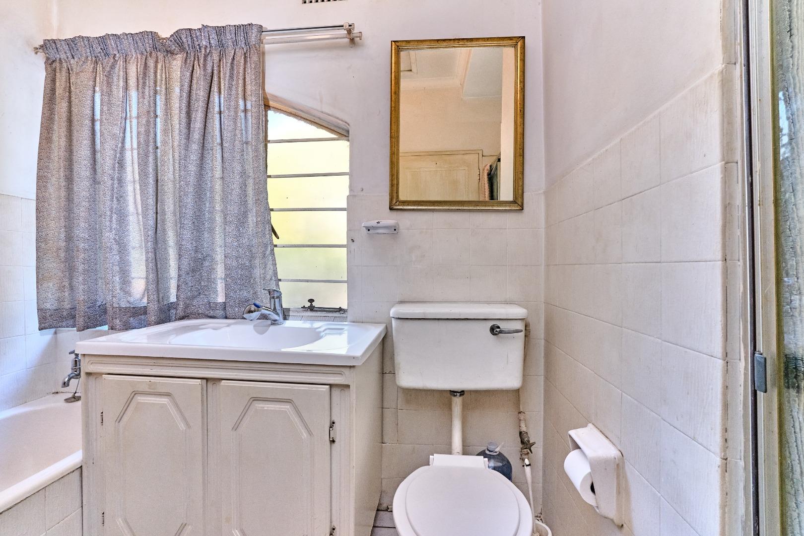 753105_Second_Bath.jpg
